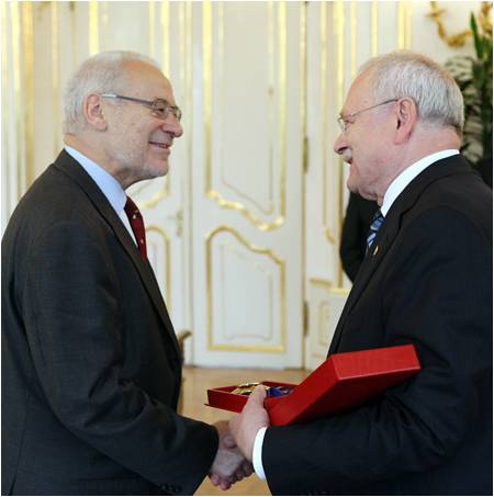 Honoration for President Dr. Erhard Busek